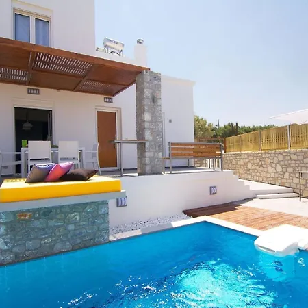 Case de vacanță Alexandra - Komfort Mit Eigenem Pool Loutra
